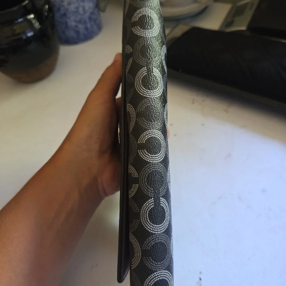 Coach Signature Black Gray Lilac Interior Checkbook Wallet Madison Dot OP Art